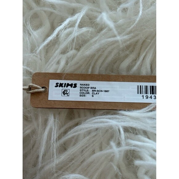 Skims Naked Scoop Bra Clay Size Small - Picture 8 of 9